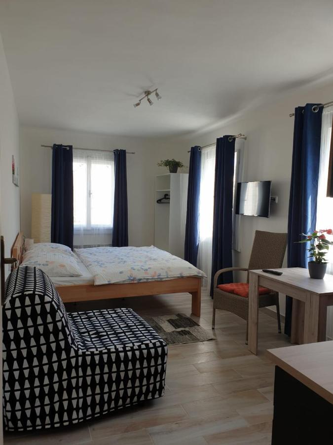 Penzion Sklar Novy Bor Exterior photo