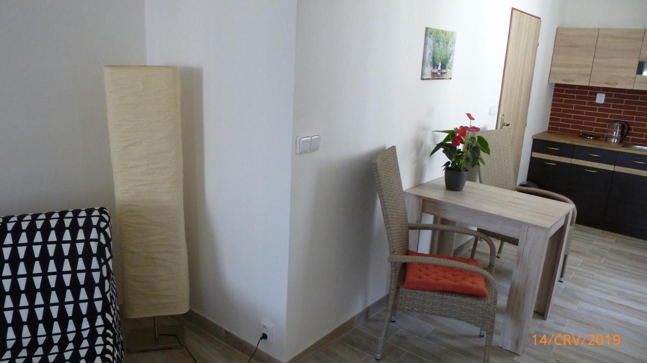 Penzion Sklar Novy Bor Exterior photo